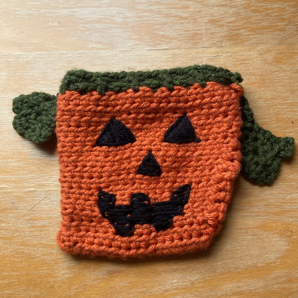 Handmade Crochet Pumpkin and Jack-o-lantern Drawstring Bags - Picture 2 of 5